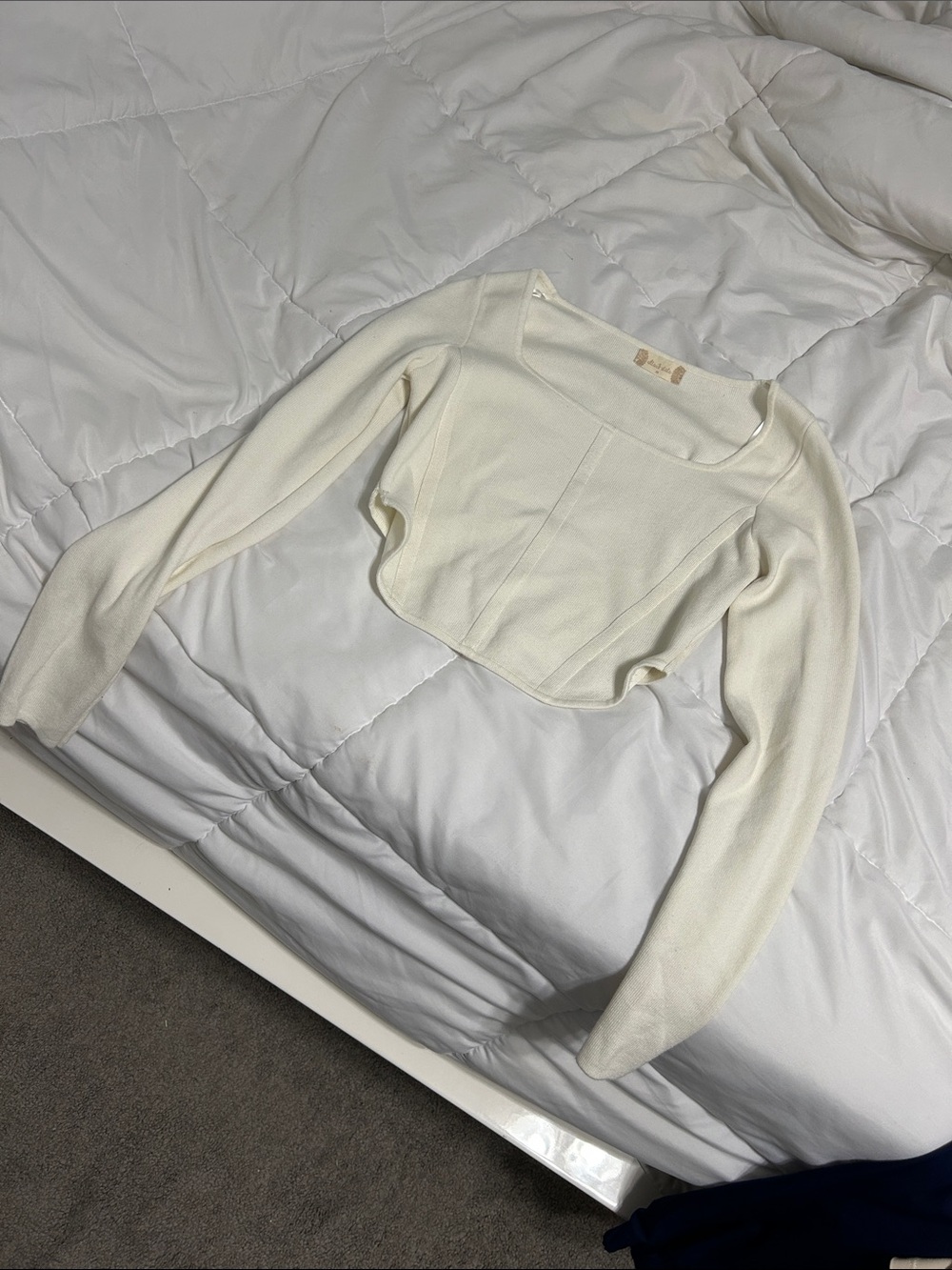 Women's Cream Square-Neck Fitted Long-Sleeve Crop Top